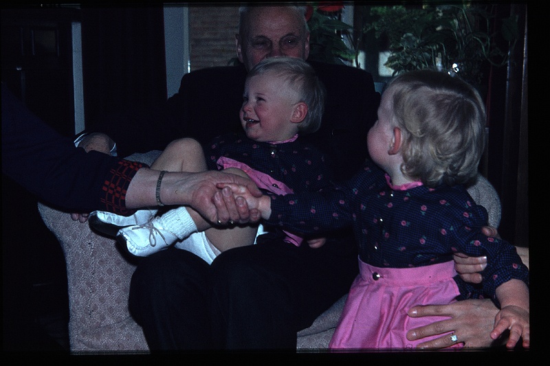 20.Driebergen jan 1965 Opa,Brigitte,Marion.JPG